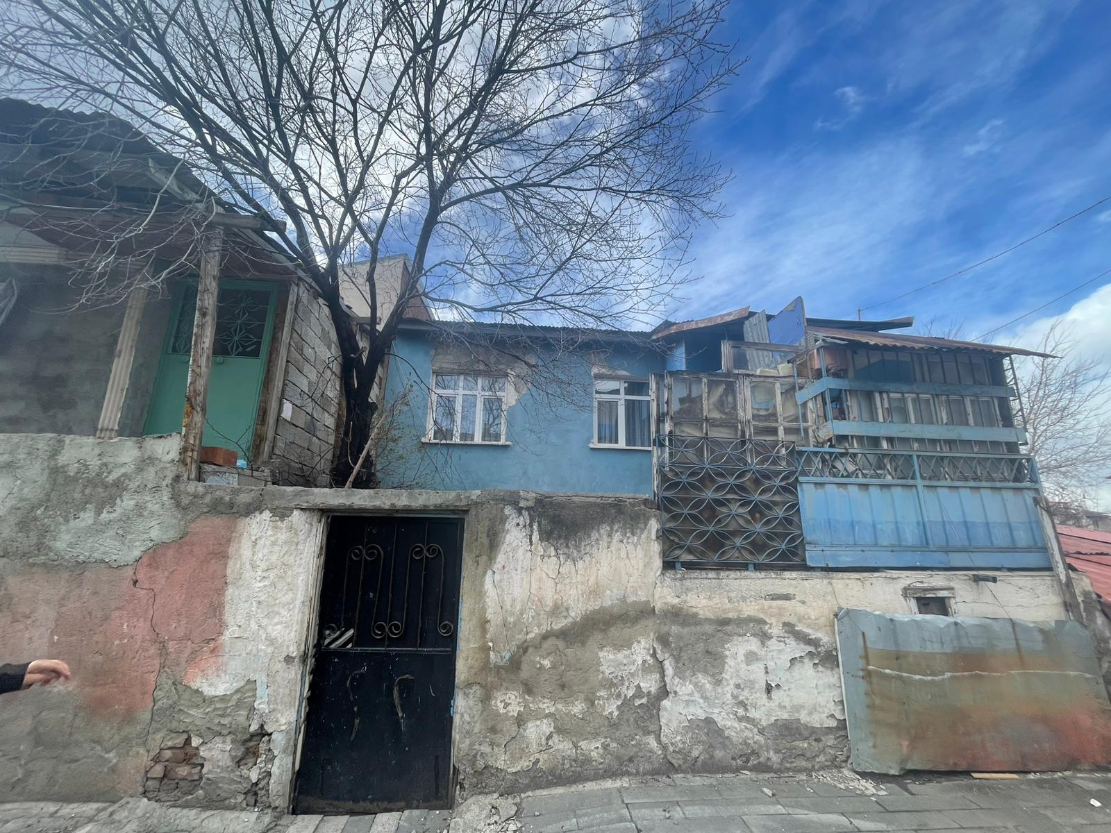 ABDURRAHMAN GAZİDE 2 KATLI BİNA